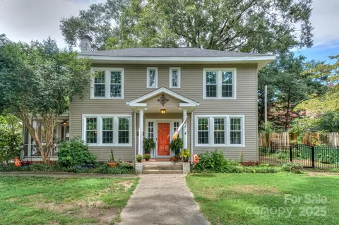 613 S York St, Gastonia, NC 28052