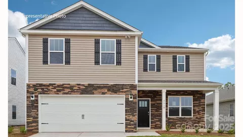 3608 Cramer Creek Dr, Gastonia, NC 28056