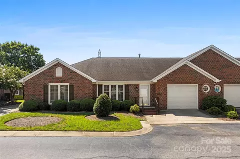 1638 Union A Rd #A, Gastonia, NC 28054