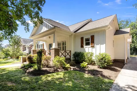 Exterior - 119 Chambers St, Davidson, NC 28036 photo 2 of 3