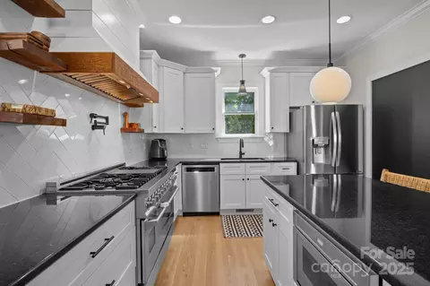 Kitchen - 119 Chambers St, Davidson, NC 28036 photo 3 of 6