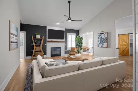 Living - 119 Chambers St, Davidson, NC 28036 photo 1 of 2
