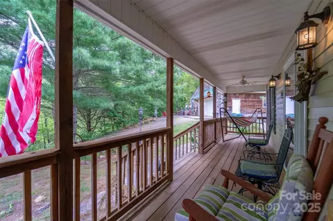 Exterior - 117 Blustery Rdg, Sylva, NC 28779 photo 4 of 17
