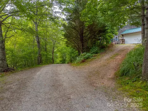 Exterior - 117 Blustery Rdg, Sylva, NC 28779 photo 11 of 17