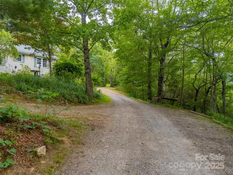 Exterior - 117 Blustery Rdg, Sylva, NC 28779 photo 10 of 17