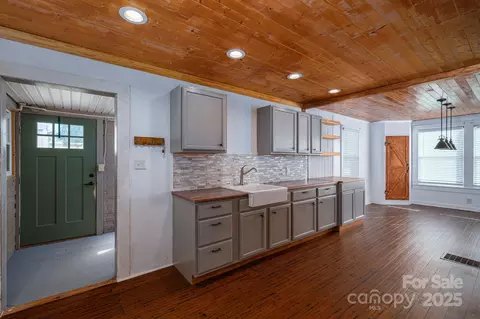 Other - 2420 E Nc 10 Hwy, Conover, NC 28613 photo 2 of 9