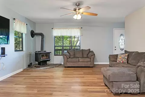 Living - 10 Ross Rd, Brevard, NC 28712 photo 5 of 6