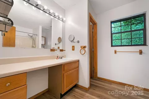 Bath - 10 Ross Rd, Brevard, NC 28712 photo 1 of 4