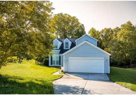 105 S Tanninger Rd, Mount Holly, NC 28120