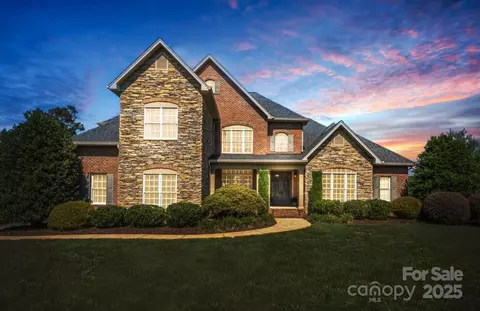 734 Cedar Hill Dr, Shelby, NC 28152