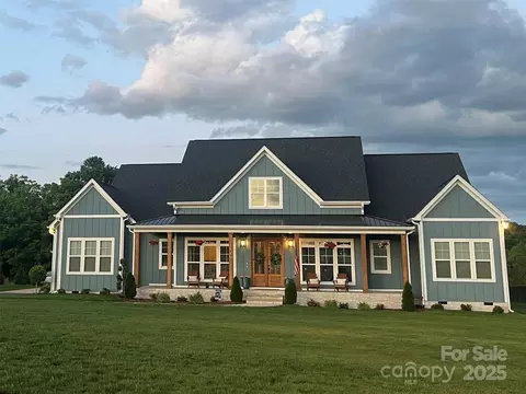 451 Rolling Acres Dr, Mount Ulla, NC 28125