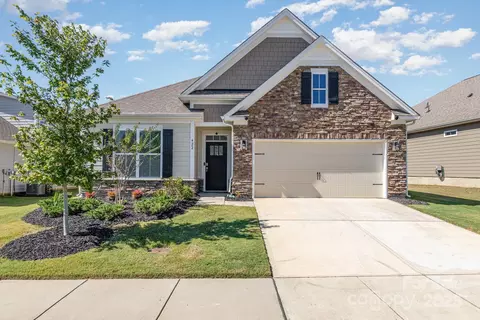 422 Secretariat Dr, Iron Station, NC 28080