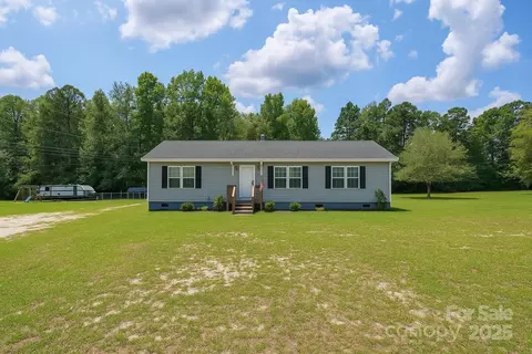 179 Youngs Bend Rd, Kershaw, SC 29067