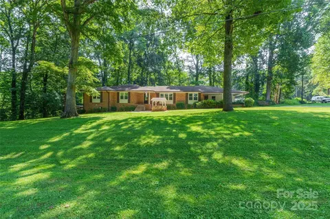 145 Heritage Ln, Salisbury, NC 28147