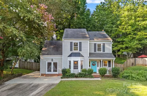 1101 Well Spring Dr, Charlotte, NC 28262