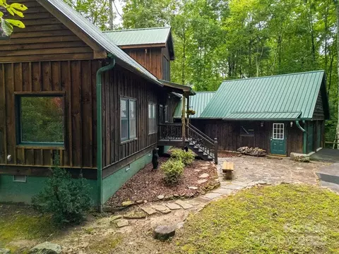 418 Sandy Ln, Brevard, NC 28712 photo 6