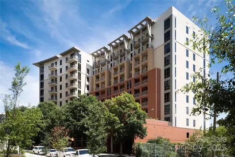 701 Royal 1008 Ct #1008, Charlotte, NC 28202