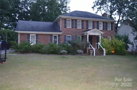 5020 Scaleybark Ct, Indian Trail, NC 28079