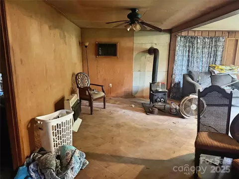 Living - 246 Thunderhill Dr, Marion, NC 28752 photo 3 of 3