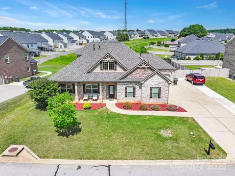 104 Tippecanoe St, Simpsonville, SC 29680