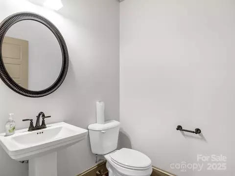142 Cobblestone Xing, Gaffney, SC 29341 photo 13