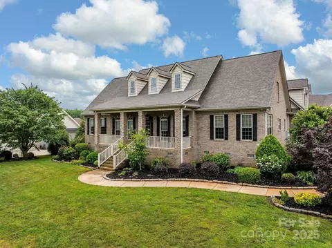 142 Cobblestone Xing, Gaffney, SC 29341 photo 2