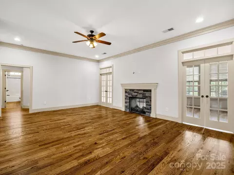 142 Cobblestone Xing, Gaffney, SC 29341 photo 4