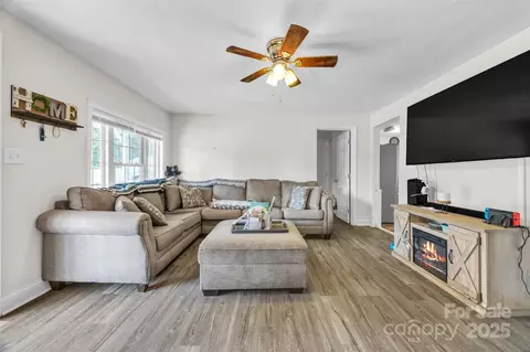 Living - 617 E Chestnut St, Stanley, NC 28164 photo 1 of 1