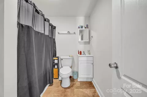 Bath - 617 E Chestnut St, Stanley, NC 28164 photo 1 of 1