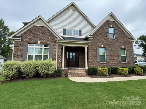 135 Coral Rutledge 37 Dr #37, Mount Holly, NC 28120