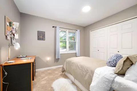 Bedroom - 101 Timberleaf Ct, Fletcher, NC 28732 photo 2 of 5