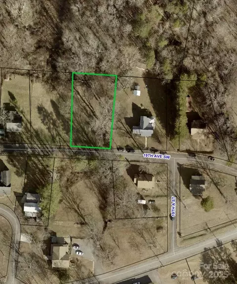 56 19th Sw Ave SW, Hickory, NC 28602