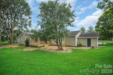 Exterior - 6316 Hill Gates Trl, Cherryville, NC 28021 photo 7 of 8