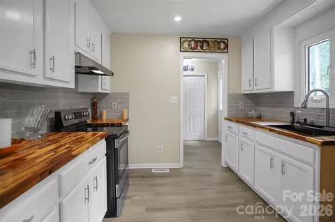 Kitchen - 6316 Hill Gates Trl, Cherryville, NC 28021 photo 1 of 4