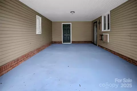 Exterior - 6316 Hill Gates Trl, Cherryville, NC 28021 photo 5 of 7