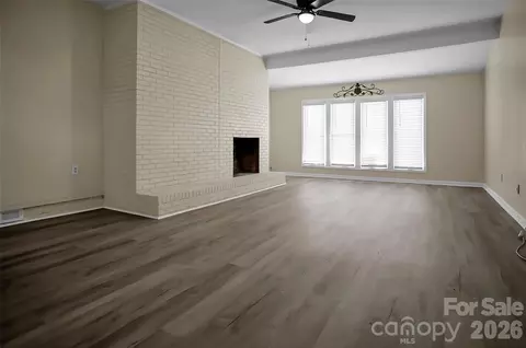 Living - 6316 Hill Gates Trl, Cherryville, NC 28021 photo 6 of 8