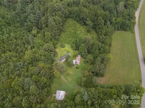 423 Womack Rd, Mill Spring, NC 28756 photo 18