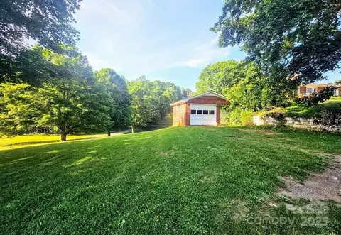 309 Gentry St, Jefferson, NC 28640 photo 33
