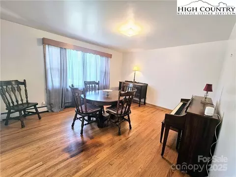 309 Gentry St, Jefferson, NC 28640 photo 8