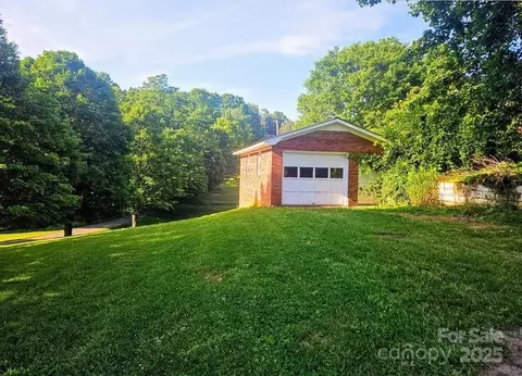 309 Gentry St, Jefferson, NC 28640 photo 32