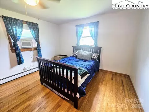 309 Gentry St, Jefferson, NC 28640 photo 7