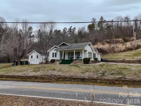 2301 Silver Mill Rd, Marshall, NC 28753