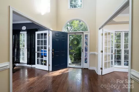 709 Carson Ct, Kannapolis, NC 28083