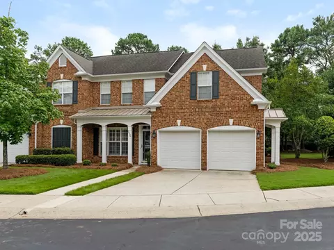 5106 Amherst Trail Dr, Charlotte, NC 28226