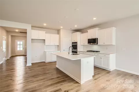 1889 Bentwind Rd, Lancaster, SC 29720 photo 5