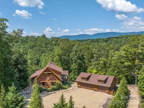 1439 Mountain Pkwy, Mill Spring, NC 28756
