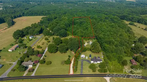567 Shinnville Rd, Mooresville, NC 28115