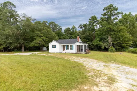1107 E Doc Garris Rd, Lancaster, SC 29720