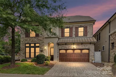 4303 Calvet Ct, Charlotte, NC 28210