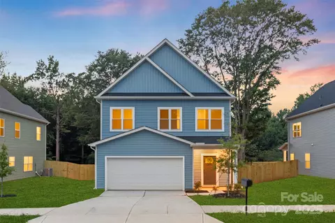 9431 Weston Woods Ln, Charlotte, NC 28216
